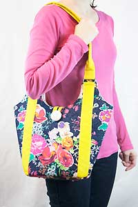 Holland Road Bag Pattern by Sew Sweetness in PDF