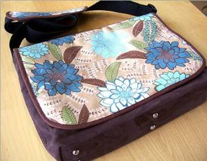 Laptop Bag Pattern by Nicole Mallalieu